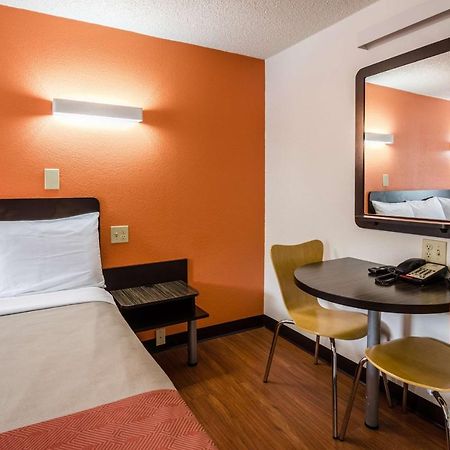 Motel 6-Troutville, Va Εξωτερικό φωτογραφία